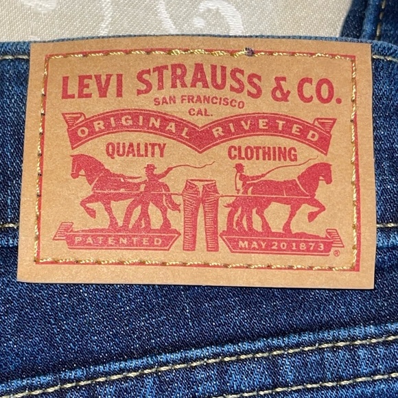 Levi 711 Skinny Distressed Knee Jeans - Picture 11 of 16